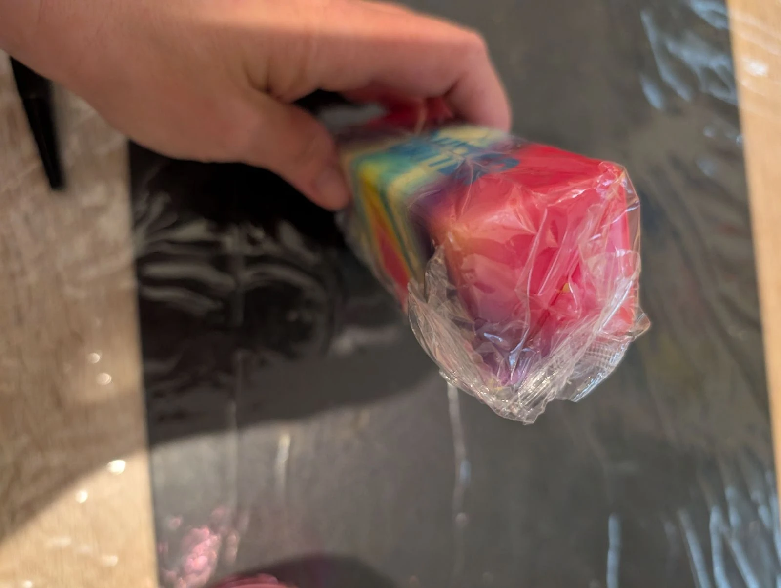 Squishy anti-estrés "Manteca Salada" / Efecto arcoíris – photo 6